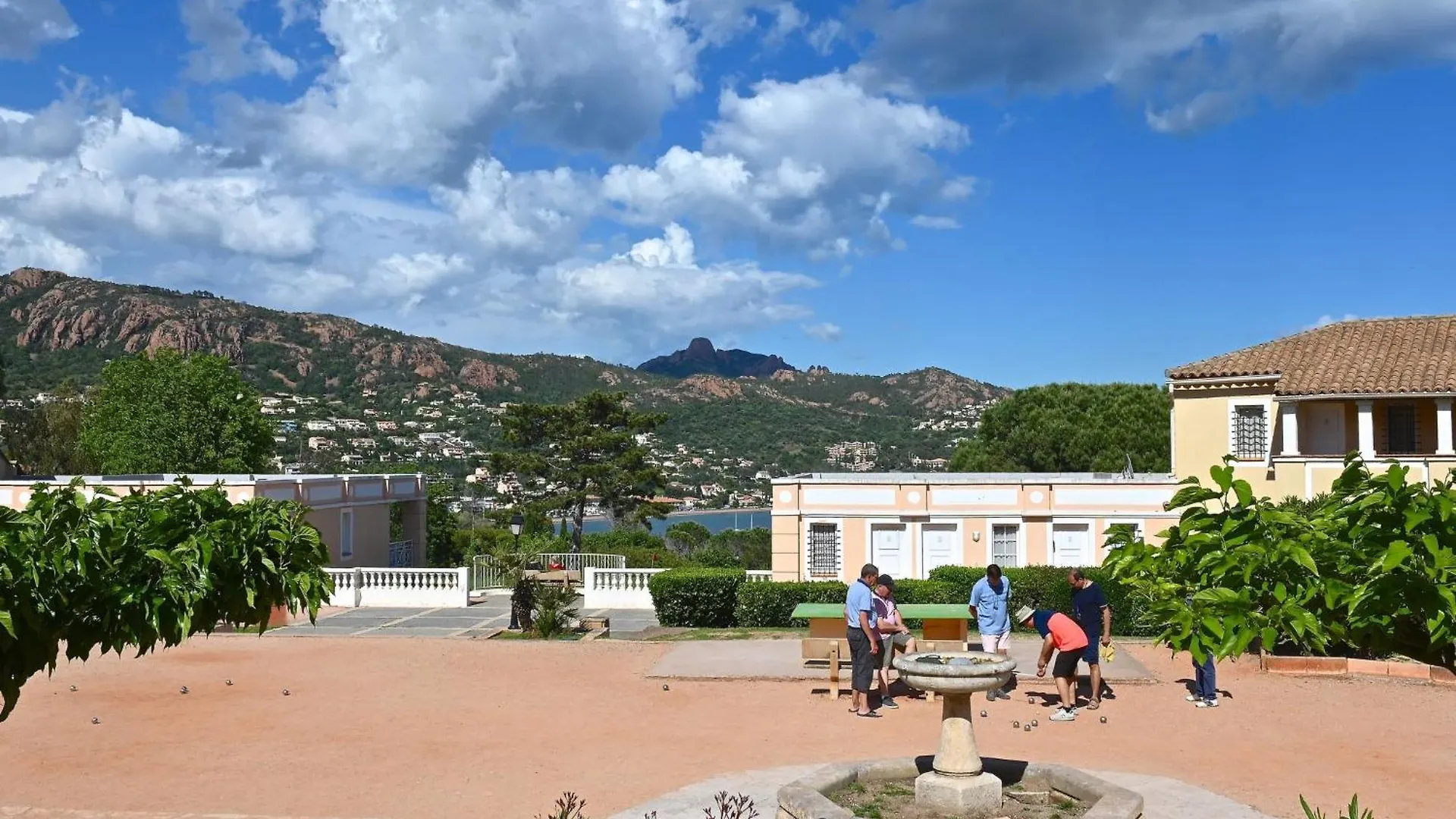 Apartment Village Cap Esterel - Le Village-67 By Interhome Saint-Raphaël
