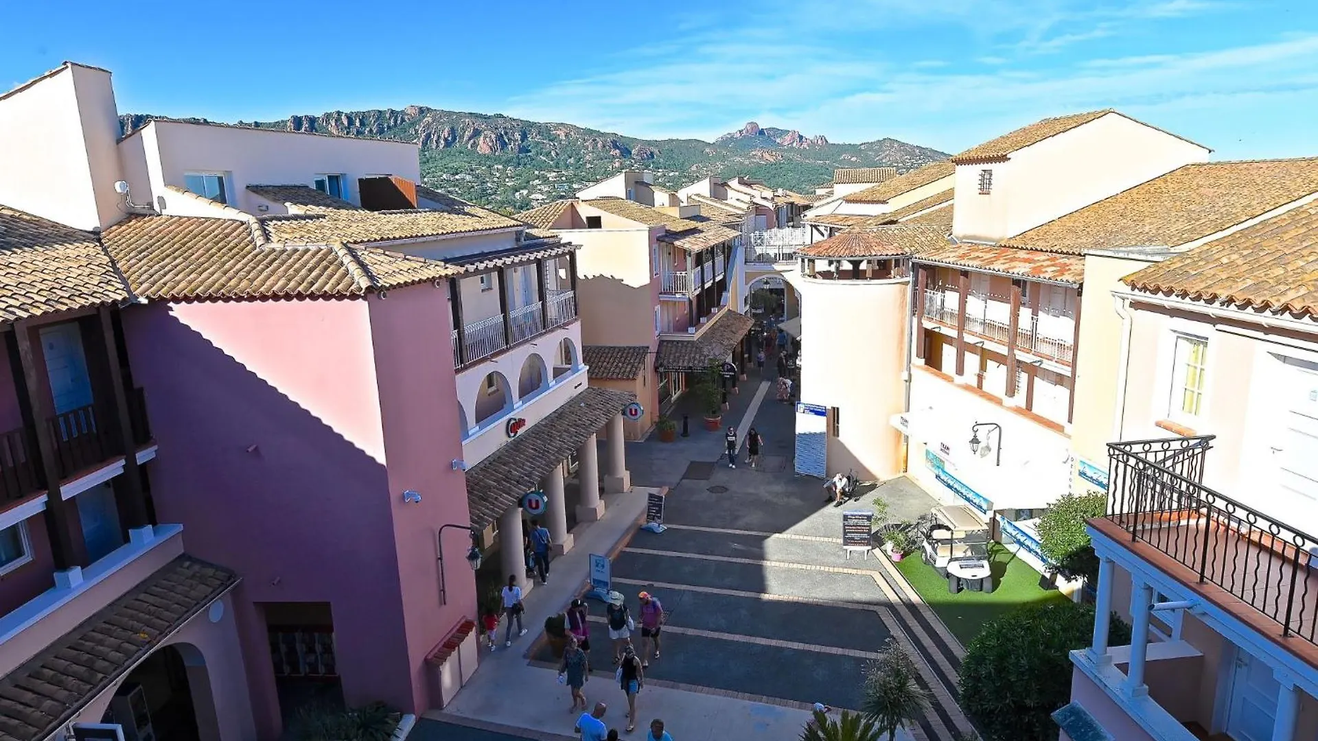 Apartment Village Cap Esterel - Le Village-67 By Interhome Saint-Raphaël