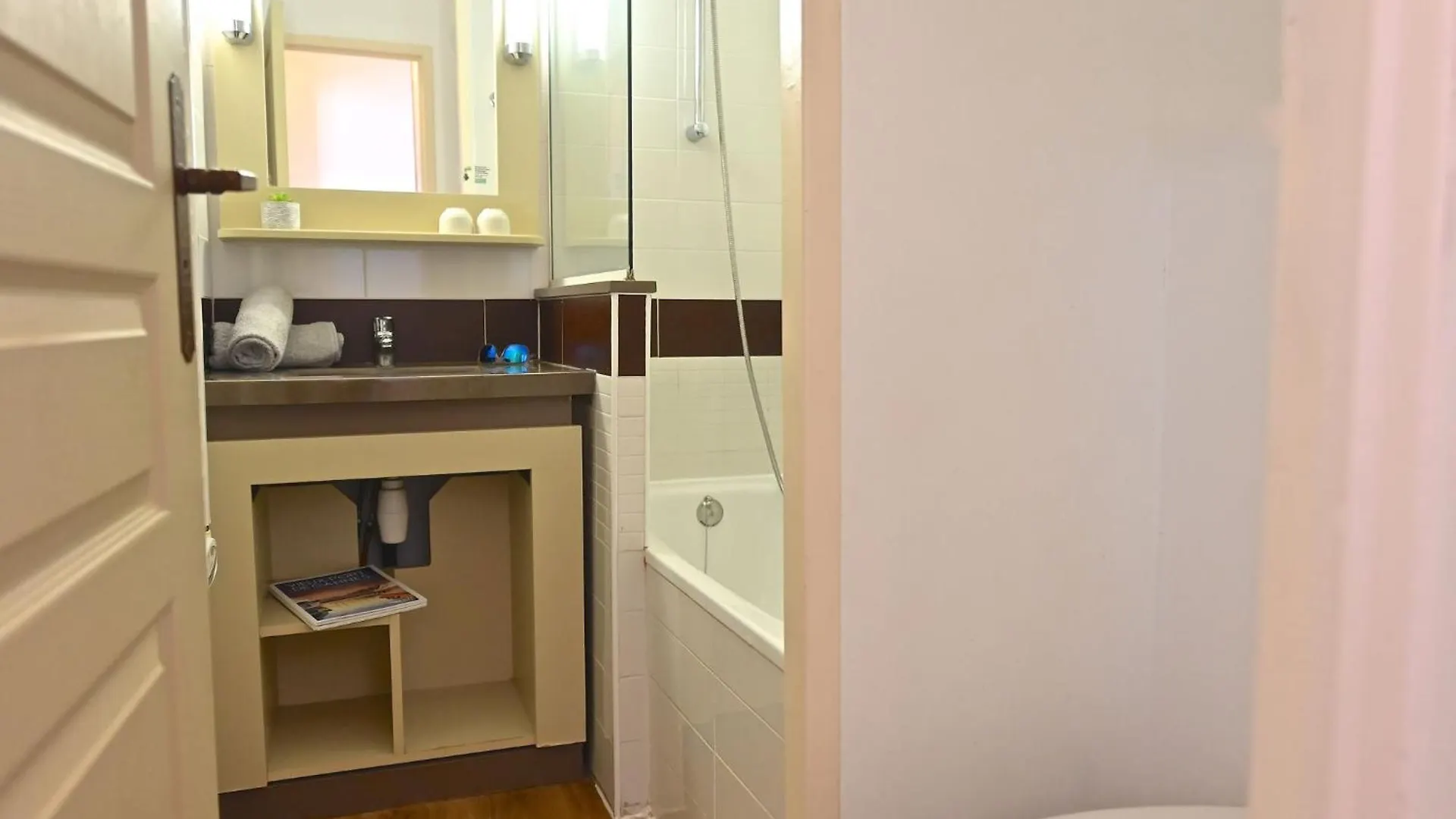 Apartment Village Cap Esterel - Le Village-67 By Interhome Saint-Raphaël