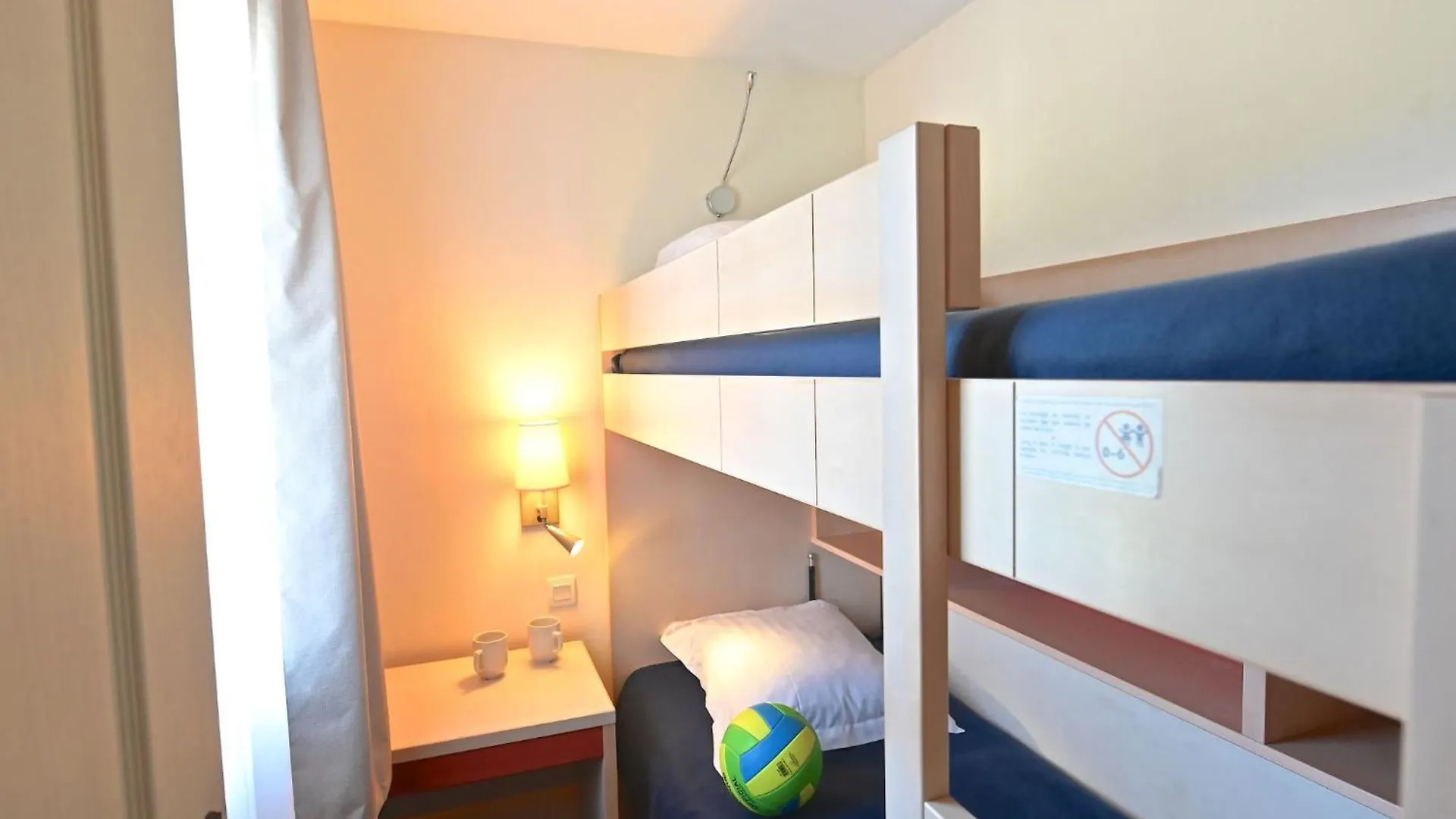 Apartment Village Cap Esterel - Le Village-67 By Interhome Saint-Raphaël
