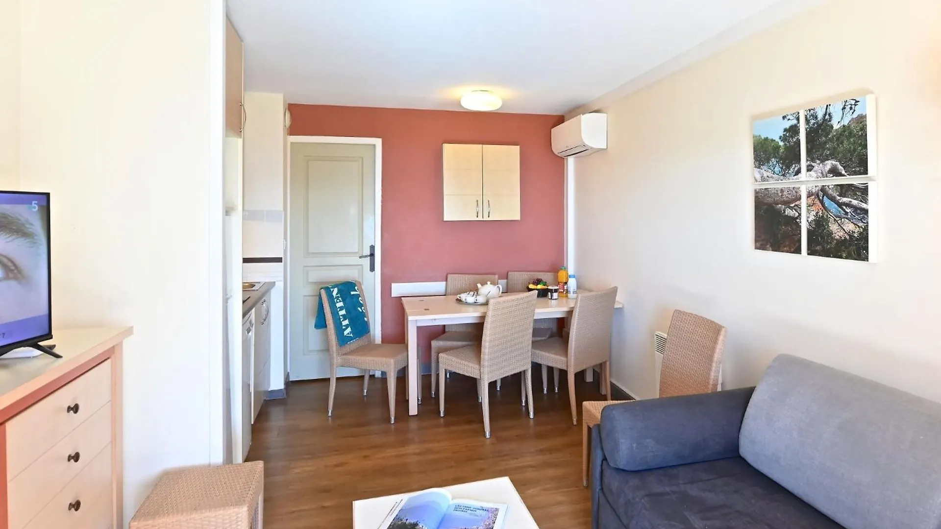 Apartment Village Cap Esterel - Le Village-67 By Interhome Saint-Raphaël 0*,  Frankreich